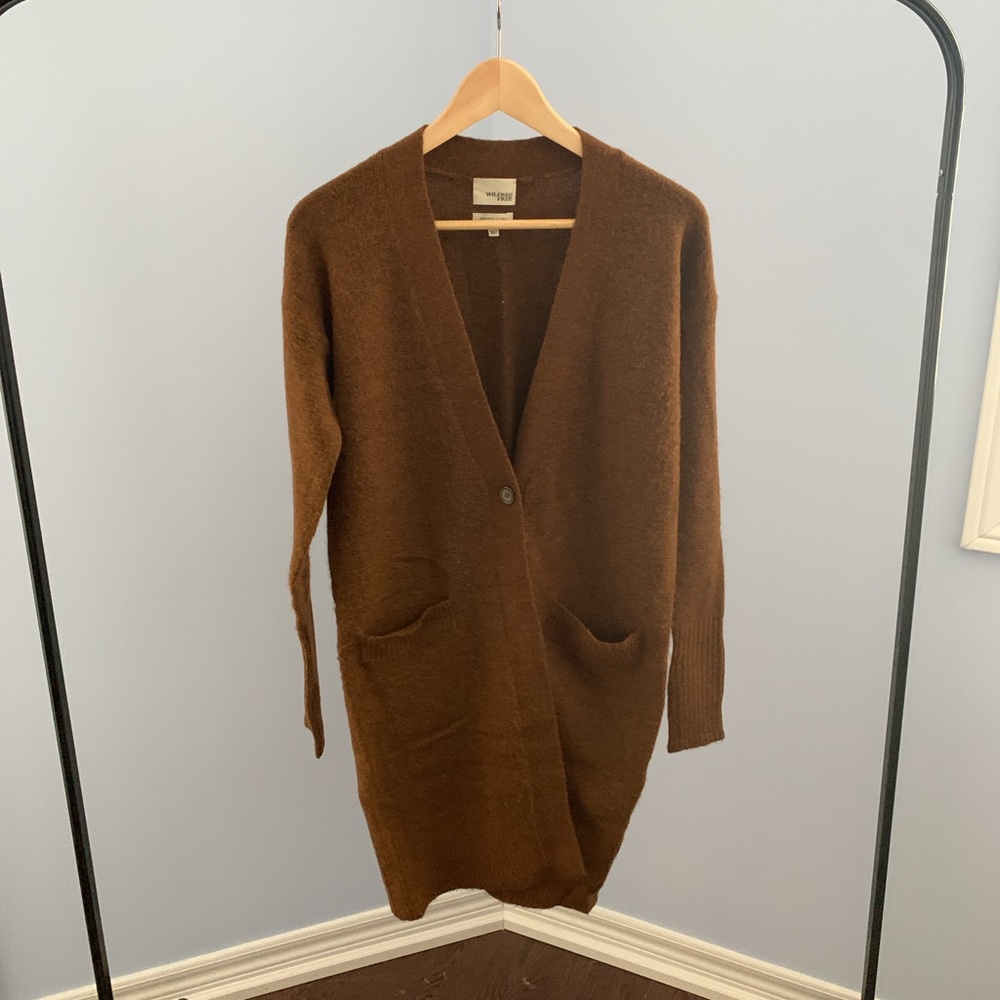 ARITZIA/WILFRED FREE - LONG KNIT CARDIGAN